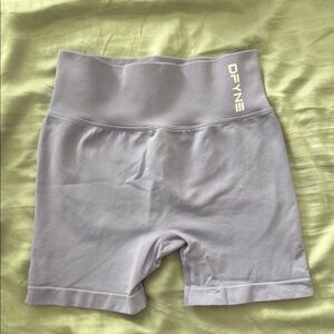 Dfyne dynamic lilac workout shorts size S